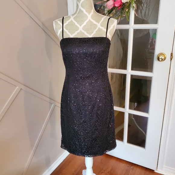 Adrianna Papell Black Sequin Lace Evening Cocktail Dress w/ corset on top. 8 US - Picture 4 of 7